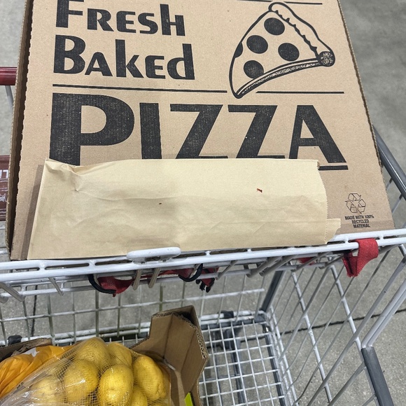 Pizza - Picture 1 of 1